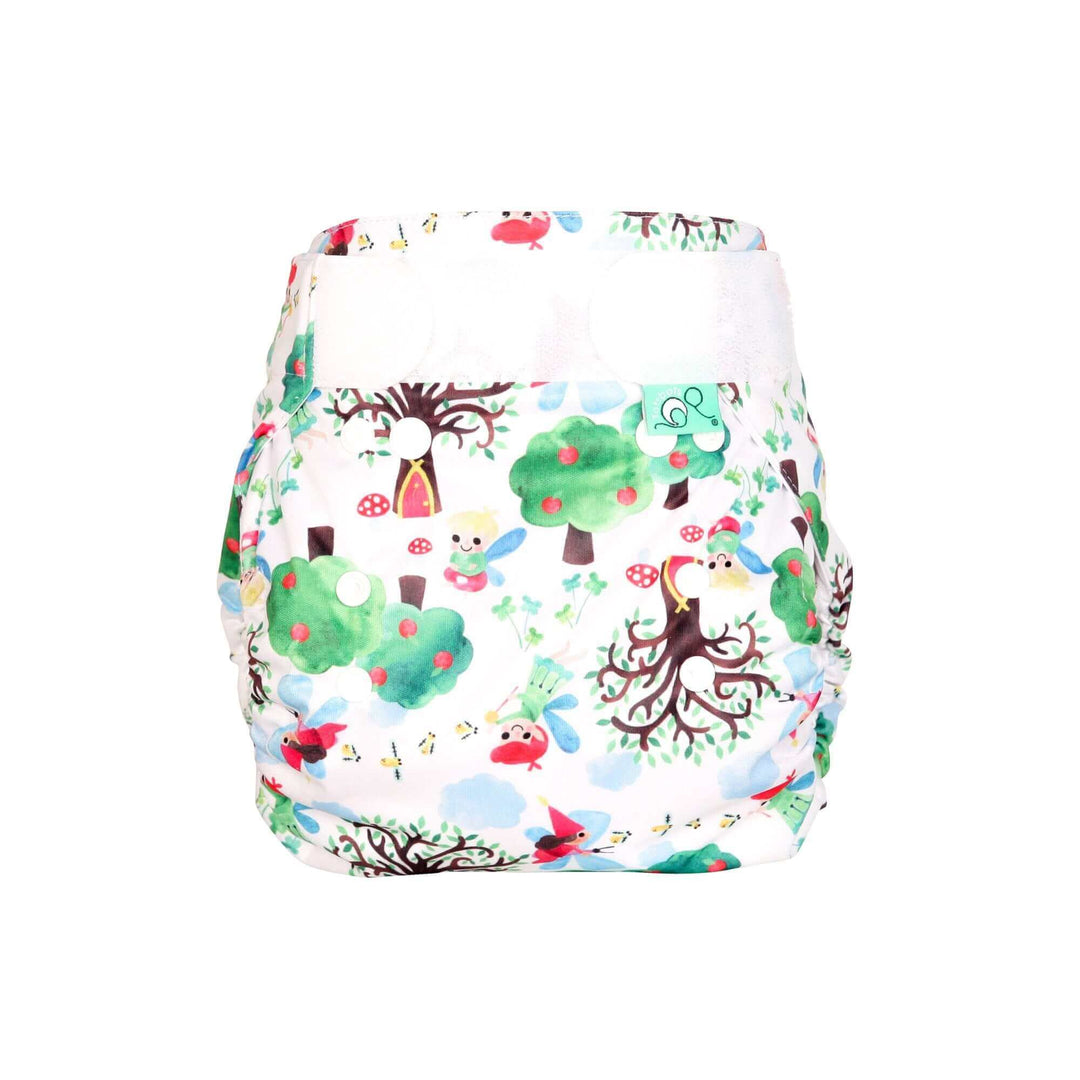 Tots Bots Bamboozle Nappy Wrap Colour: Above the Clouds Size: Size 1 (6-18lbs) reusable nappies Earthlets