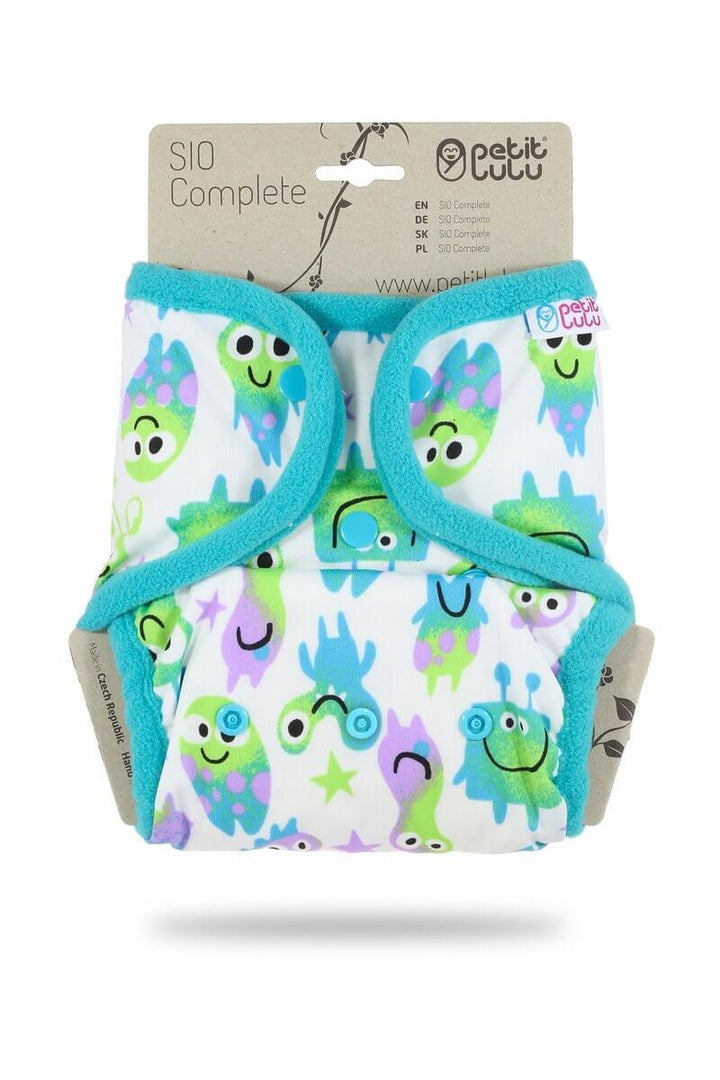 Petit Lulu Snap In One (SIO) Complete Nappy - One Size Colour: Rainbow Stars Size: One Size reusable nappies Earthlets